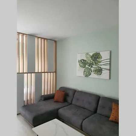 Super Comfortable Green Apartament *